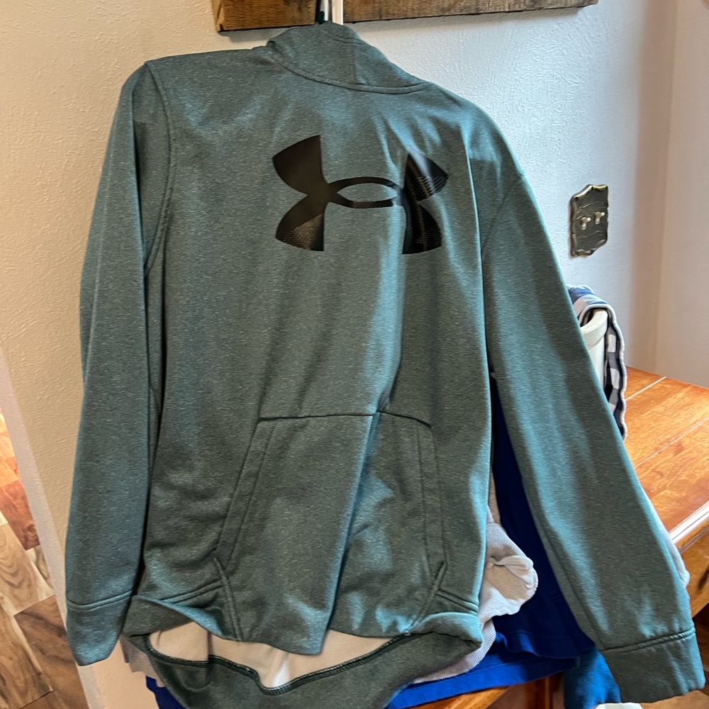 Under armour mens large